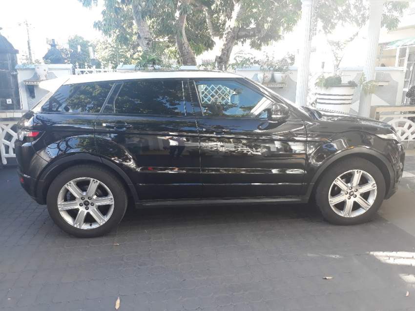 Range Rover Evoque 2013 - 1 - SUV Cars  on Aster Vender