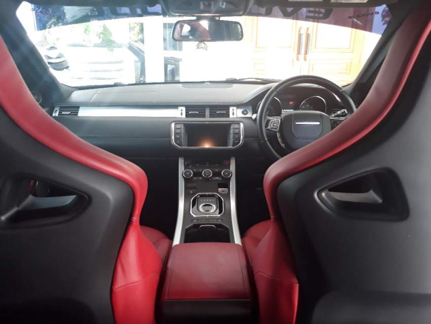 Range Rover Evoque 2013 - 4 - SUV Cars  on Aster Vender
