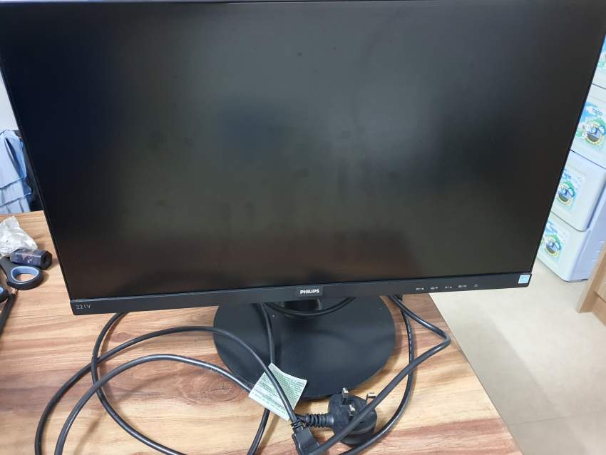 Philips Monitor 21.5″ - 1 - LED Monitor  on Aster Vender