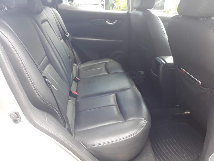 Nissan Qashqai 1461cc in mint condition - 5 - SUV Cars  on Aster Vender