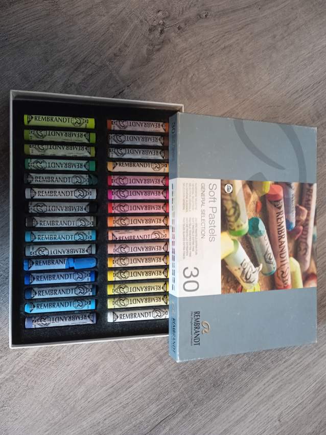 Soft Pastel Rembrandt 30 (general selection) - 0 - Creative arts  on Aster Vender