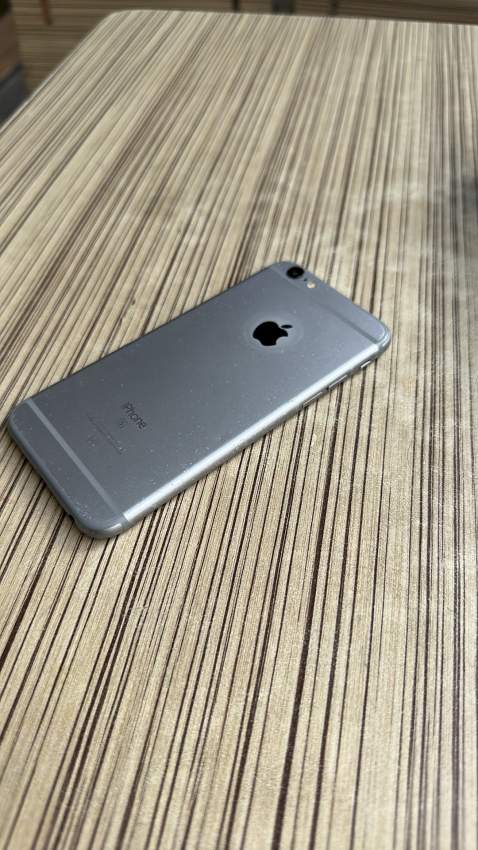 for sale as spare parts iphone 6s - 2 - iPhones  on Aster Vender