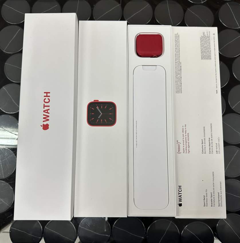 APPLE Watch Series 6 - PRODUCT(RED) Aluminium Sports Band, 40 mm - 0 - Smartwatch  on Aster Vender