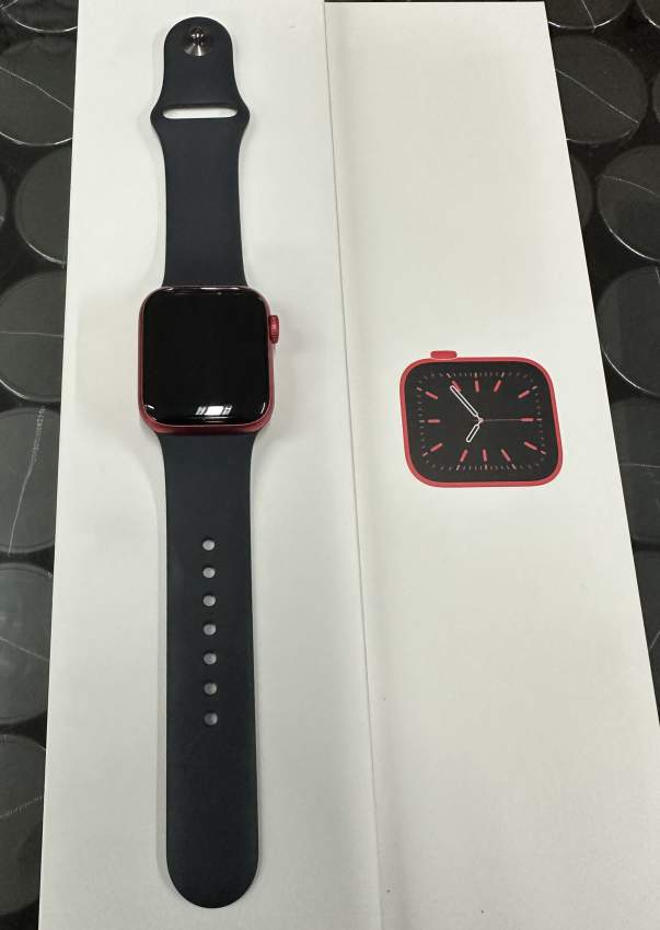 APPLE Watch Series 6 - PRODUCT(RED) Aluminium Sports Band, 40 mm - 3 - Smartwatch  on Aster Vender