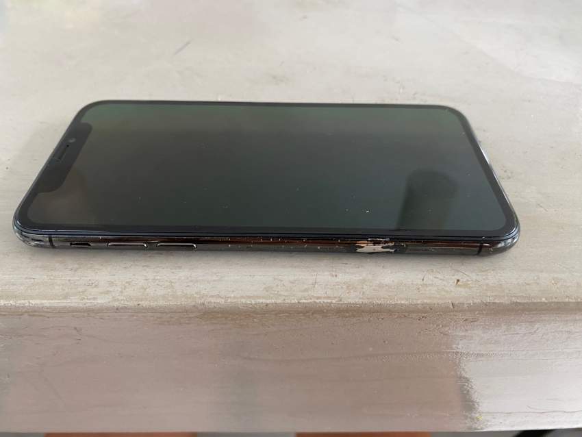 iPhone x - 2 - iPhones  on Aster Vender