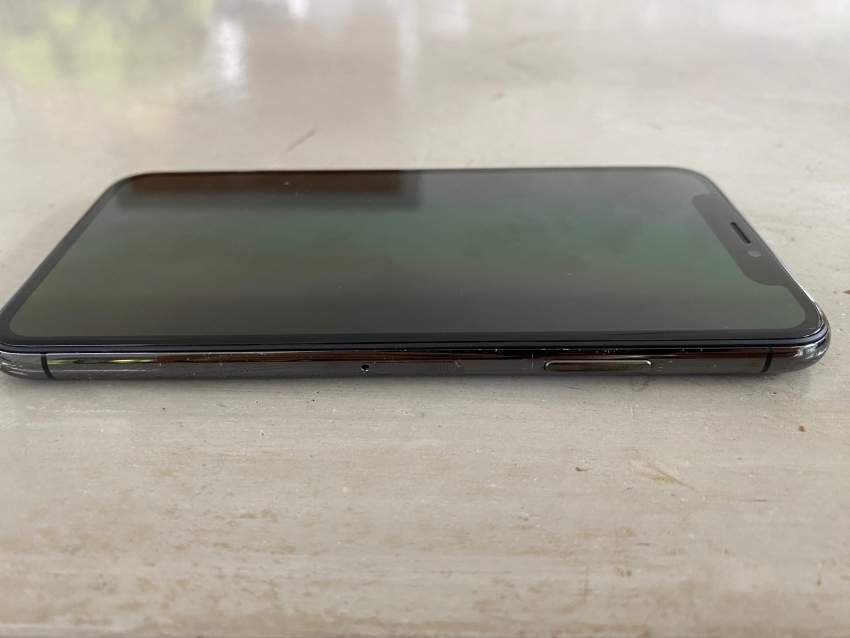 iPhone x - 3 - iPhones  on Aster Vender