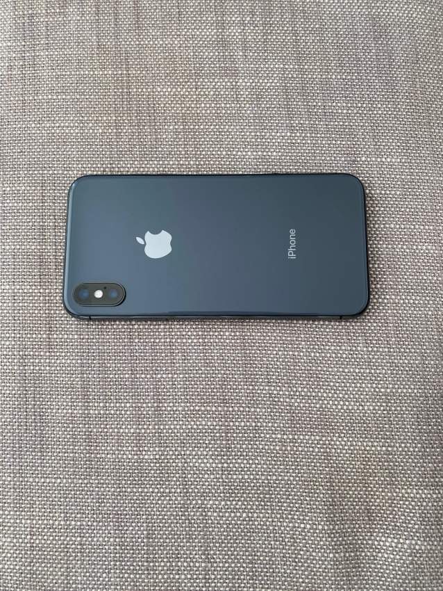 iPhone x  on Aster Vender