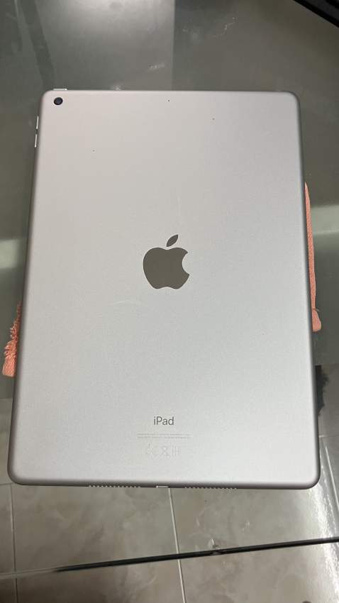 Apple iPad 08 - 1 - Tablet  on Aster Vender