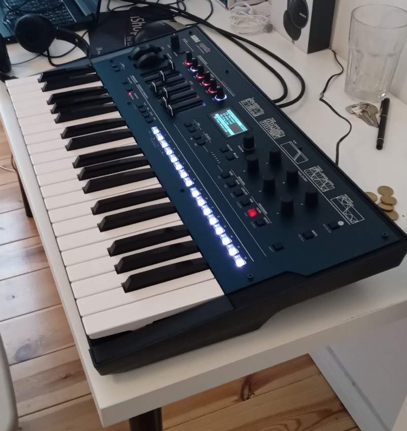 Korg Opsix - 0 - Synthesizer  on Aster Vender