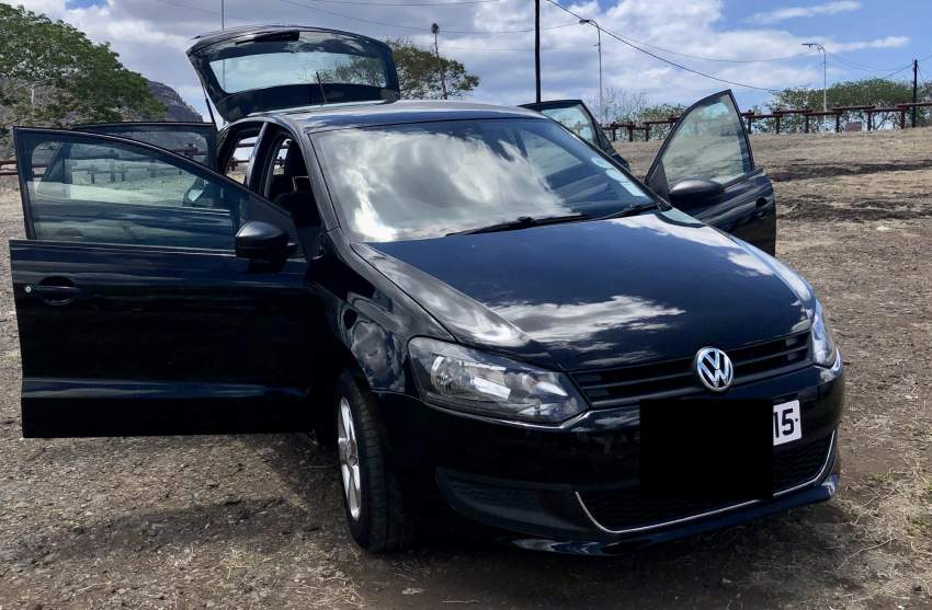 VW polo 2015 1200cc manual - 1 - Compact cars  on Aster Vender