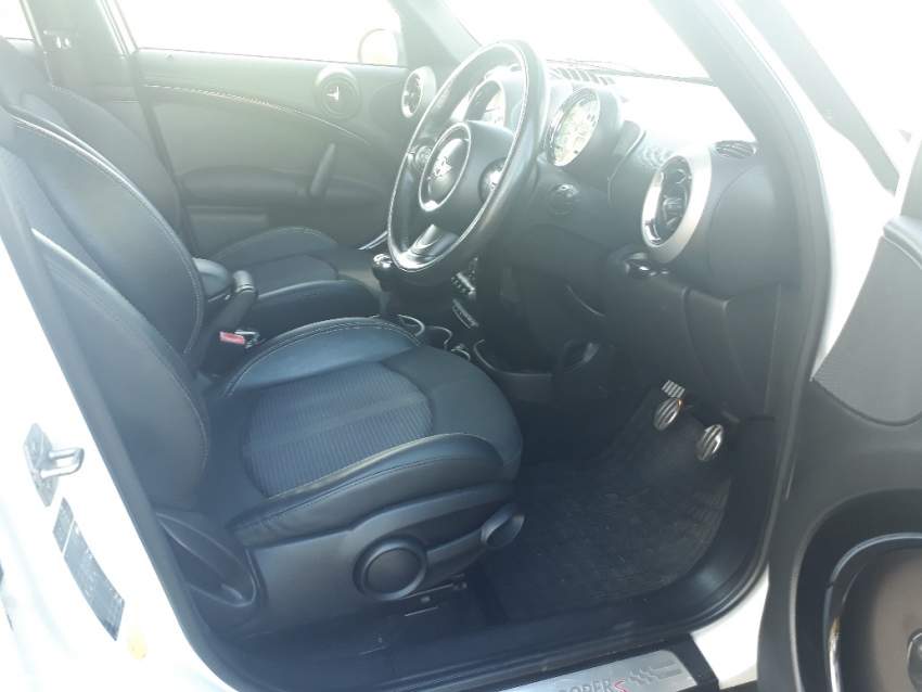 2011 Mini Countryman S Work turbo - 6 - SUV Cars  on Aster Vender