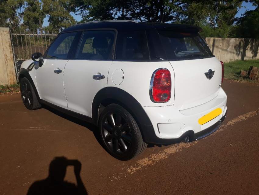 2011 Mini Countryman S Work turbo - 2 - SUV Cars  on Aster Vender