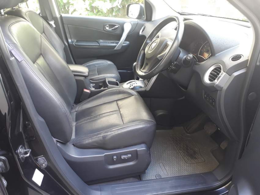 2009 Renault Koleos Executive SUV - 4 - SUV Cars  on Aster Vender