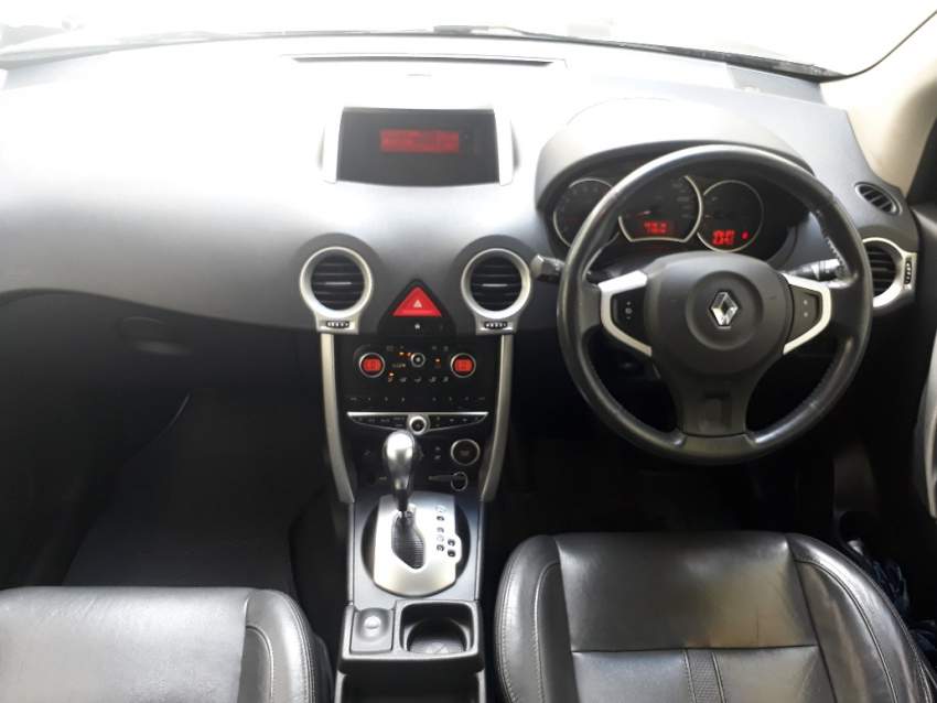 2009 Renault Koleos Executive SUV - 5 - SUV Cars  on Aster Vender