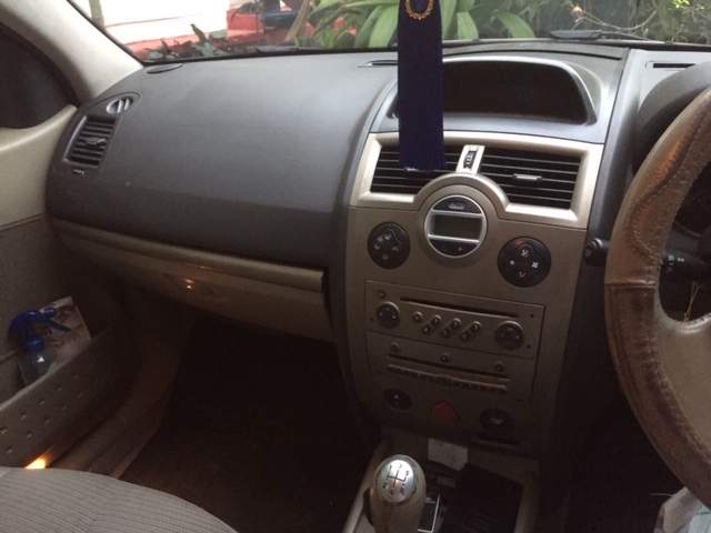 renault megane 2 - 9 - Family Cars  on Aster Vender