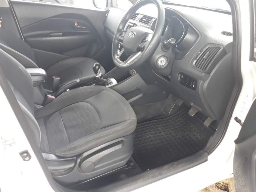 Kia Rio 2012 Executive Car! - 6 - Family Cars  on Aster Vender