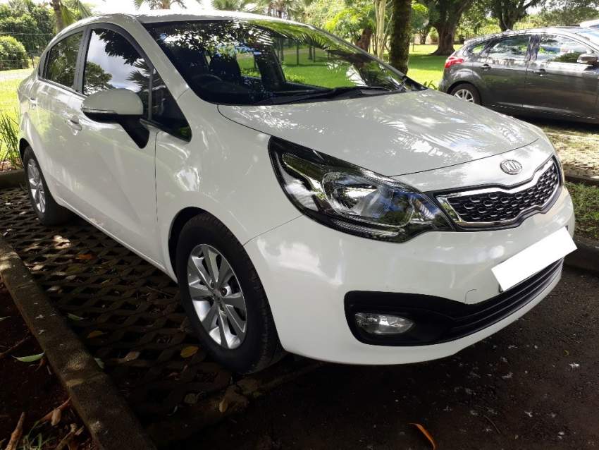 Kia Rio 2012 Executive Car! on Aster Vender