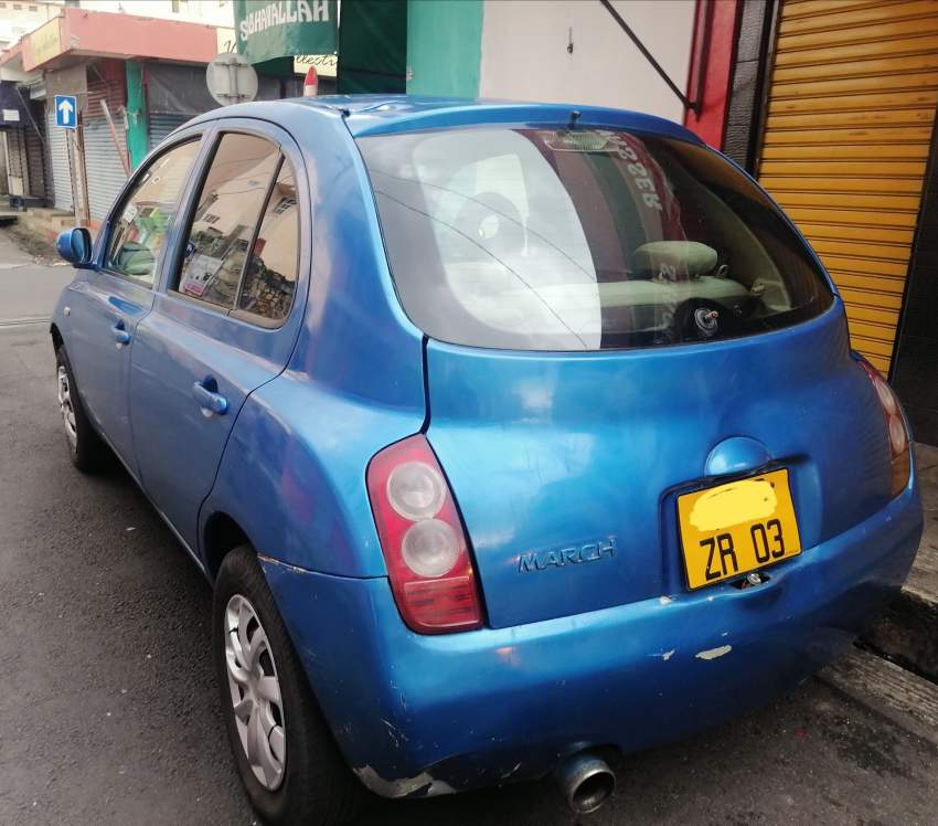 Nissan March AK12 year 03 - 2 - Compact cars  on Aster Vender