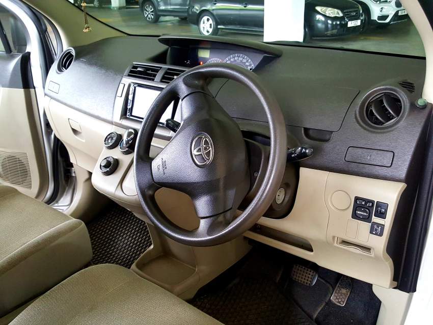 Toyota passo sette - 4 - SUV Cars  on Aster Vender