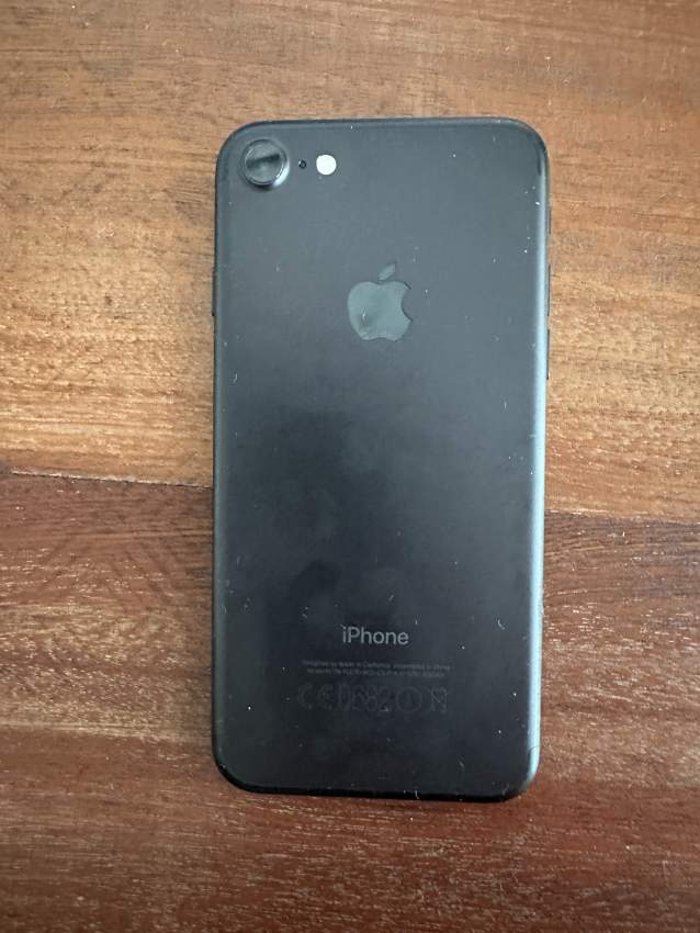 iPhone 7 - 2 - iPhones  on Aster Vender