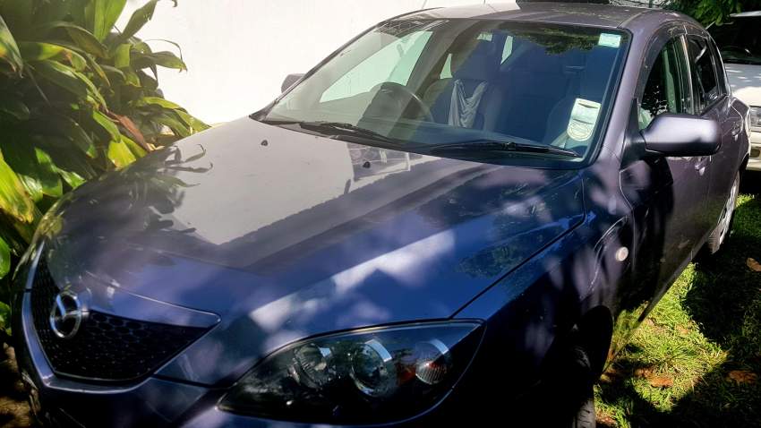 Mazda  Axela - 0 - Compact cars  on Aster Vender