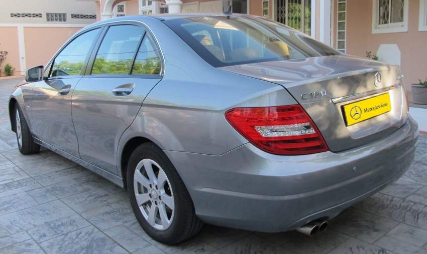 Mercedes-Benz C180 - 2 - Luxury Cars  on Aster Vender