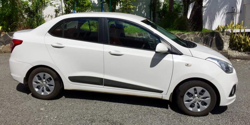 Hyundai Grand i10 on Aster Vender