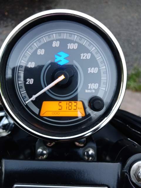 Bajaj Avenger 220 - 2 - Cruisers & Choppers  on Aster Vender