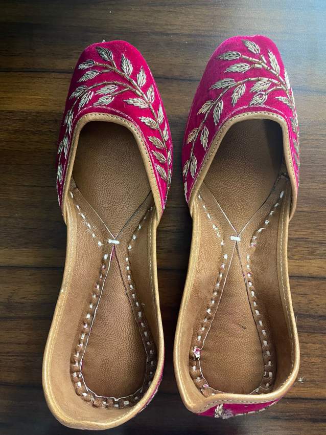 Indian Shoes ( Jutti )  on Aster Vender