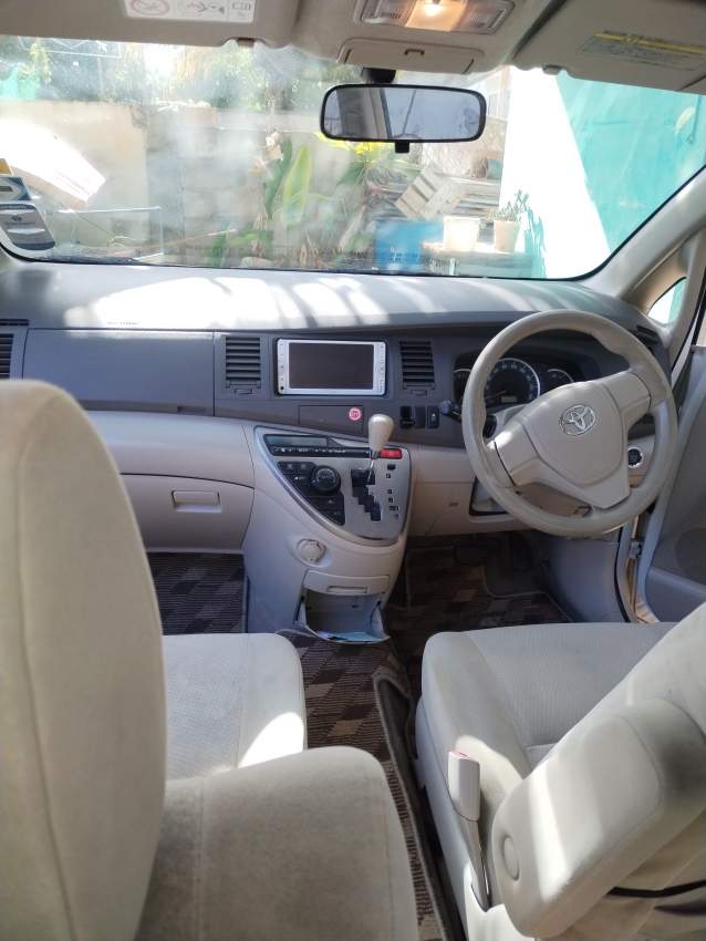 Toyota isis - 0 - Family Cars  on Aster Vender