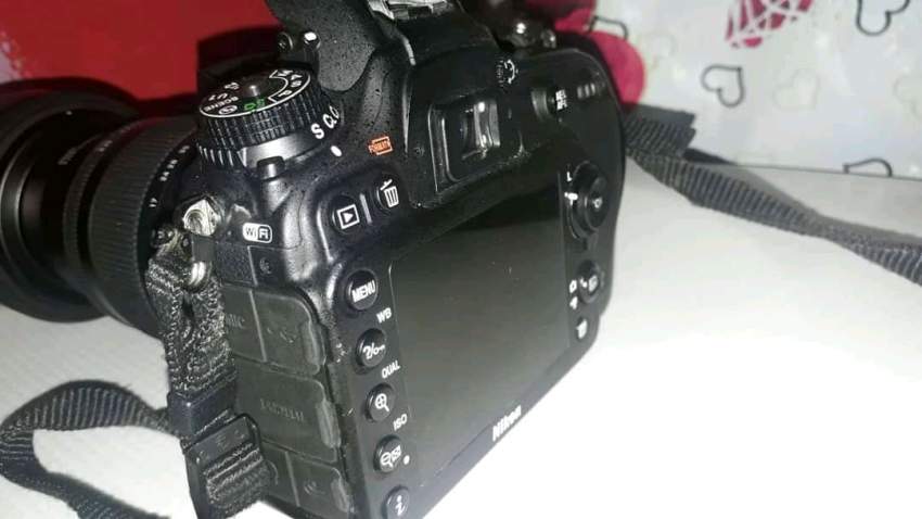 Nikon d7200 with lens 55 -200mm - 1 - All electronics products  on Aster Vender