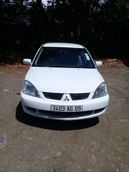 Mitsubishi lancer model glx for sale - 0 - Family Cars  on Aster Vender