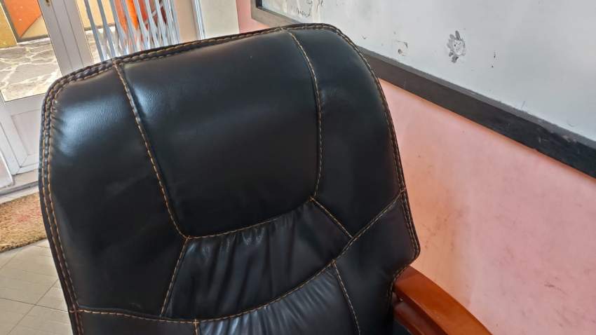 Desk chair - 3 - Desk chairs  on Aster Vender