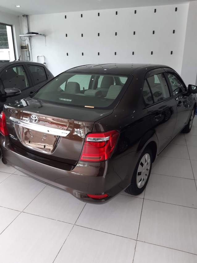 Car Toyota Corolla Axio 2016 - 0 - Family Cars  on Aster Vender