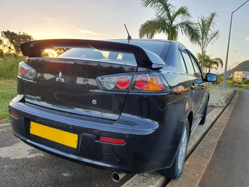 Mitsubishi Lancer Ex 2009 - 2 - Family Cars  on Aster Vender