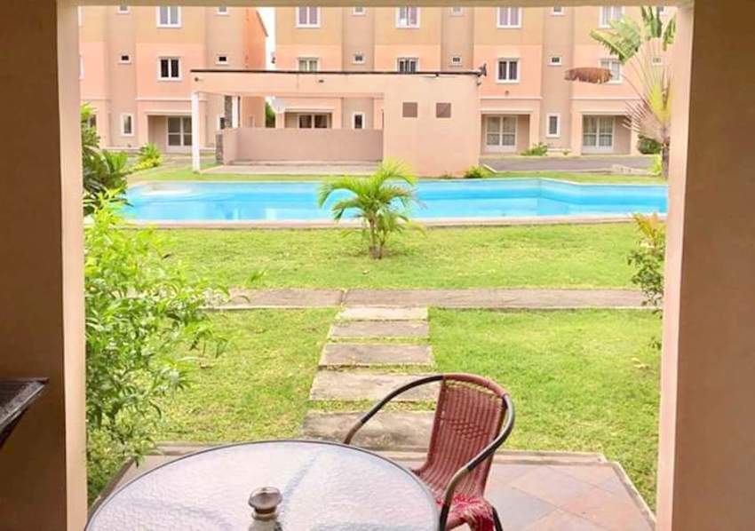 Grand Gaube 3 bedrooms triplex for sale in a complex on Aster Vender