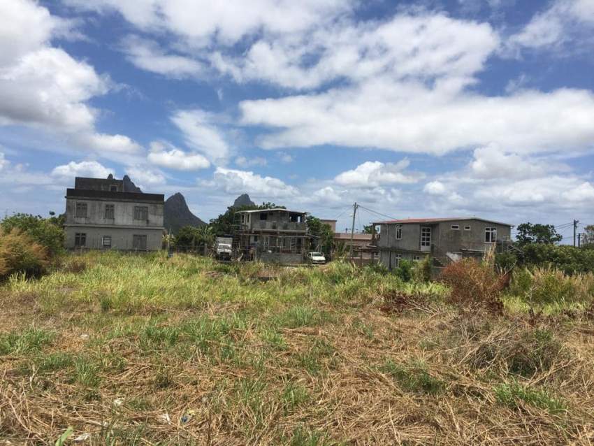 Agricultural Land for sale at Hollywood road Vacoas Aster Vende...