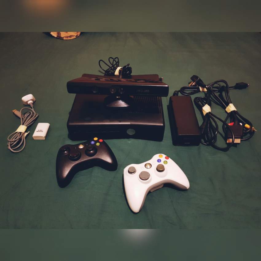 Xbox 360 + 17 Games + 1 Controller + Kinect - 0 - PS4, PC, Xbox, PSP Games  on Aster Vender