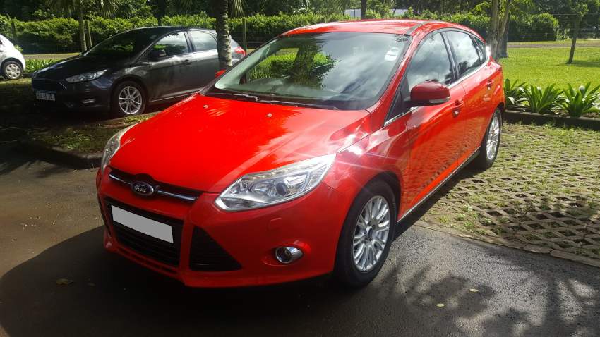 2013 Ford Focus Hatchback 1.6 - 1 - Family Cars  on Aster Vender
