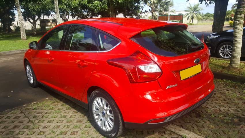 2013 Ford Focus Hatchback 1.6 - 3 - Family Cars  on Aster Vender