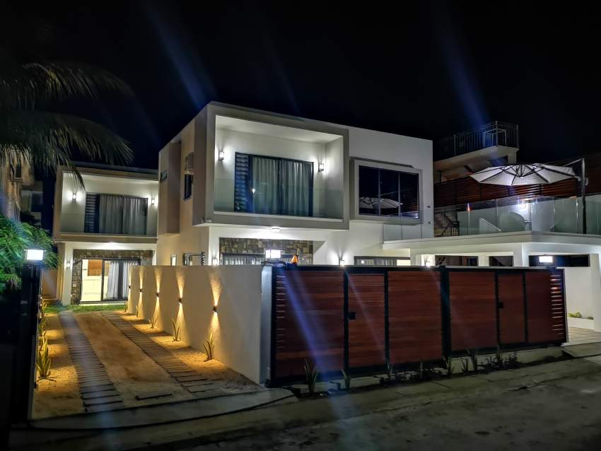 Two New Modern fully furnished ideally located Villas for SALE - 3 - Villas  on Aster Vender