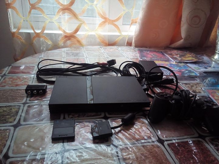 Urgent sale!! Playstation 2 for sale with many games. Call on 57651694 - 0 - PS4, PC, Xbox, PSP Games  on Aster Vender
