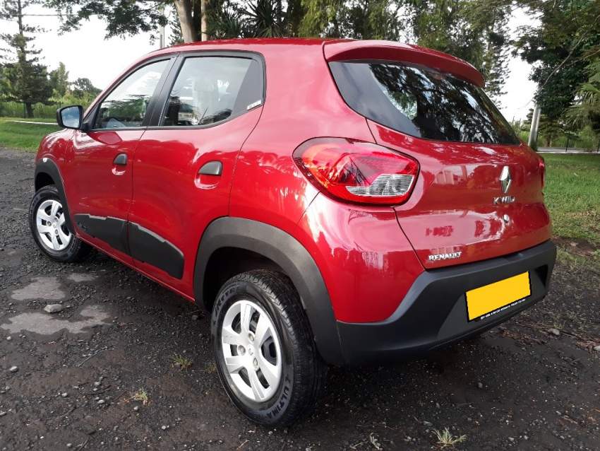 Renault KWID 0.8l 2017 - 2 - Compact cars  on Aster Vender