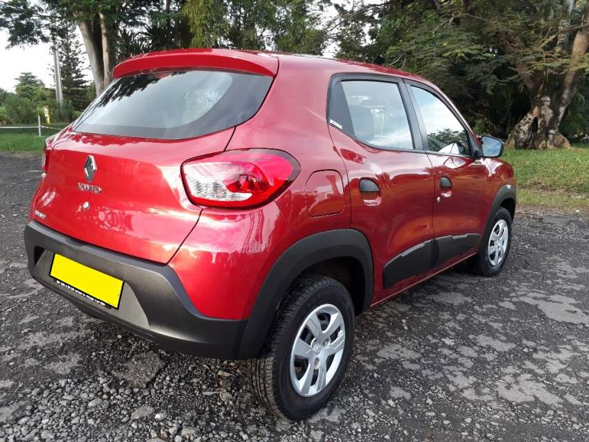 Renault KWID 0.8l 2017 - 3 - Compact cars  on Aster Vender