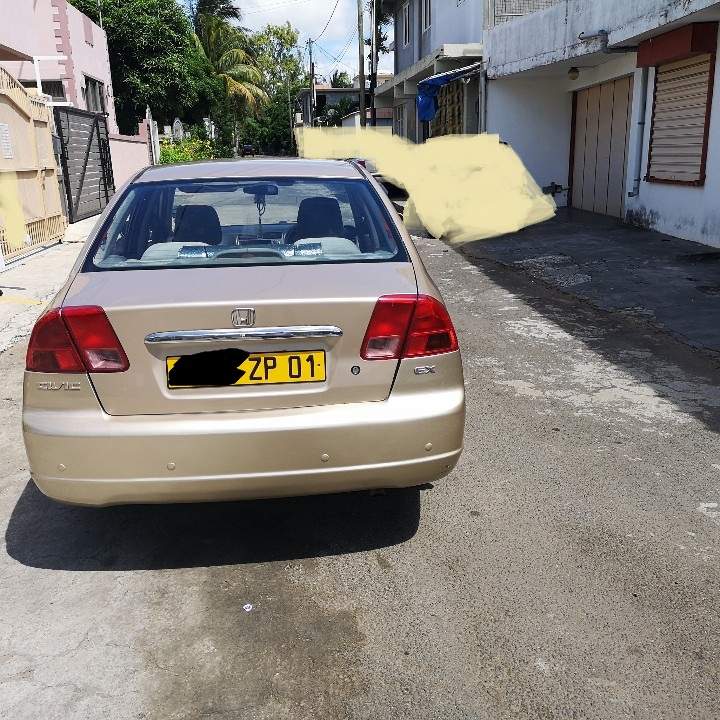 Honda Civic Es8 2001 - 2 - Compact cars  on Aster Vender