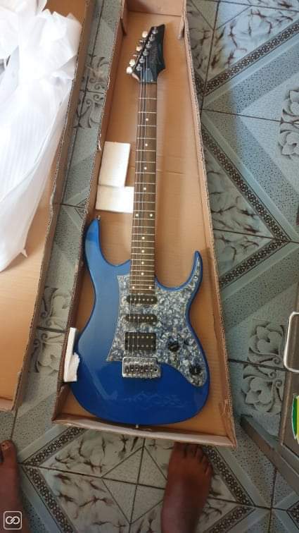 Deviser guitar electric - 0 - Electric guitar  on Aster Vender