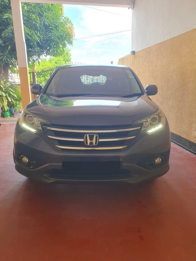 Honda crv 2014 - 3 - SUV Cars  on Aster Vender