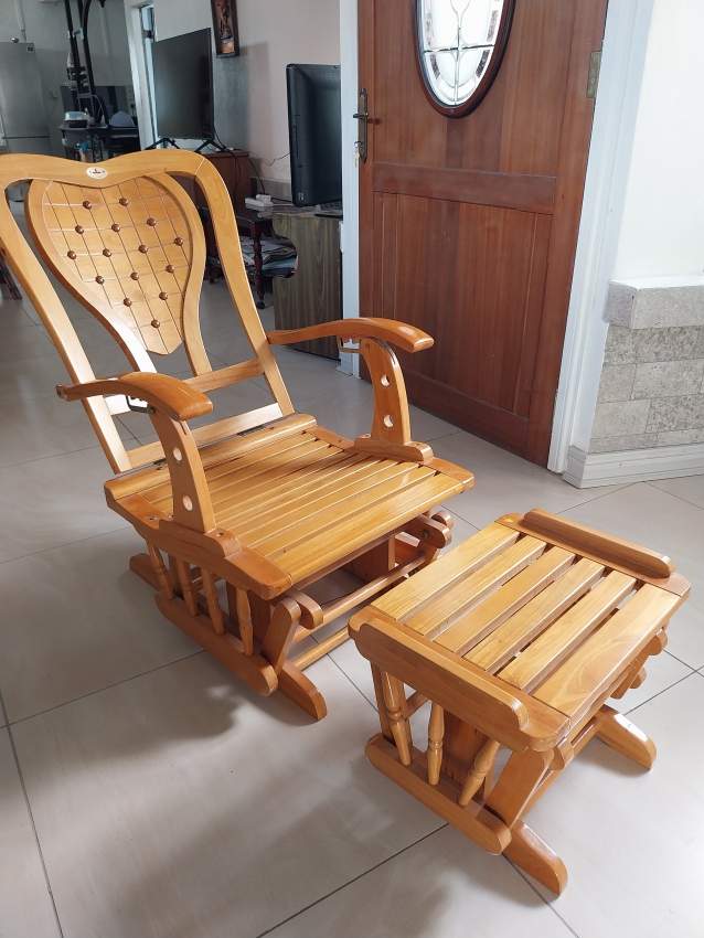 Rolling Chair on Aster Vender