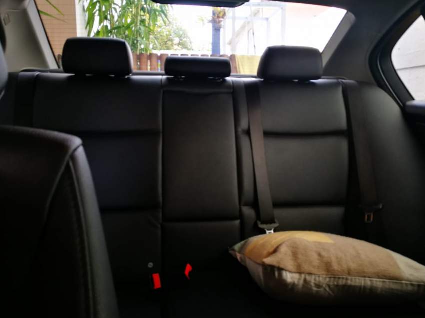 BMW E90 316i - 5 - Family Cars  on Aster Vender