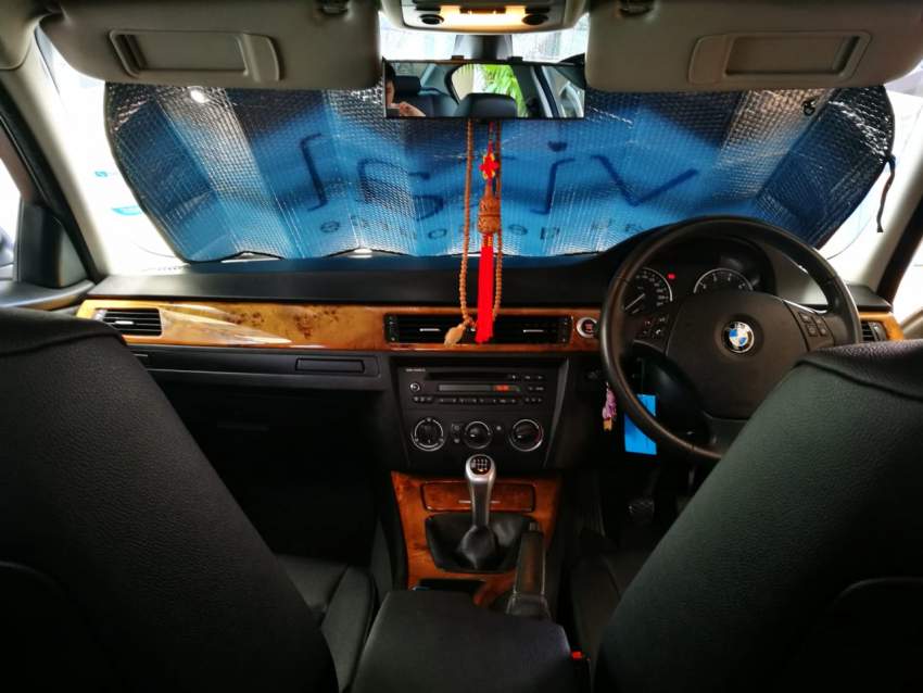 BMW E90 316i - 4 - Family Cars  on Aster Vender